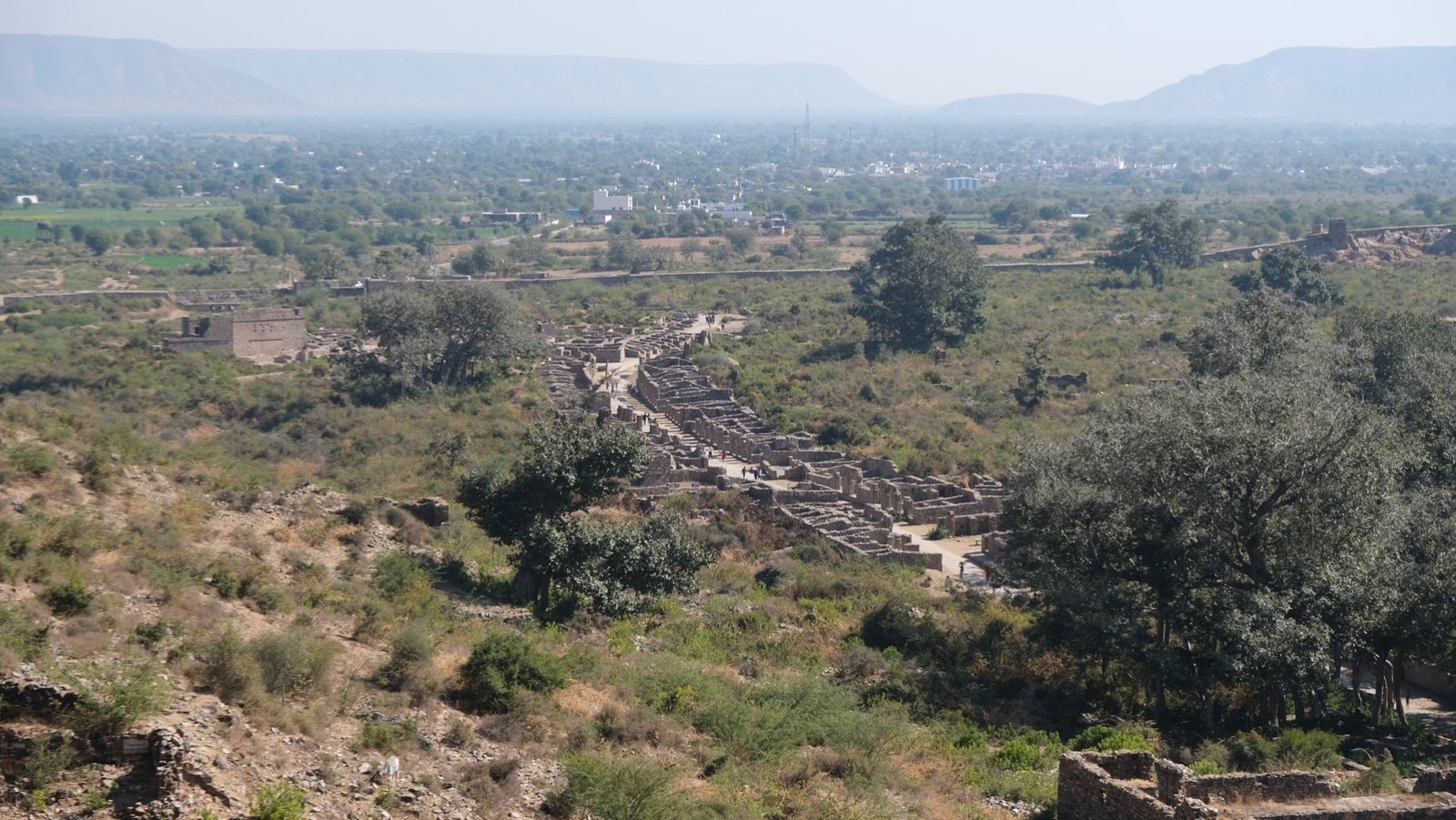 Same-Day Tour to Chand Baori & Bhangarh Fort - Private Day Trip from Jaipur