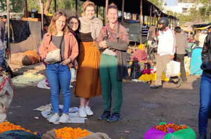 Real Jaipur Morning Walk - Flower Market, Chai & Temple