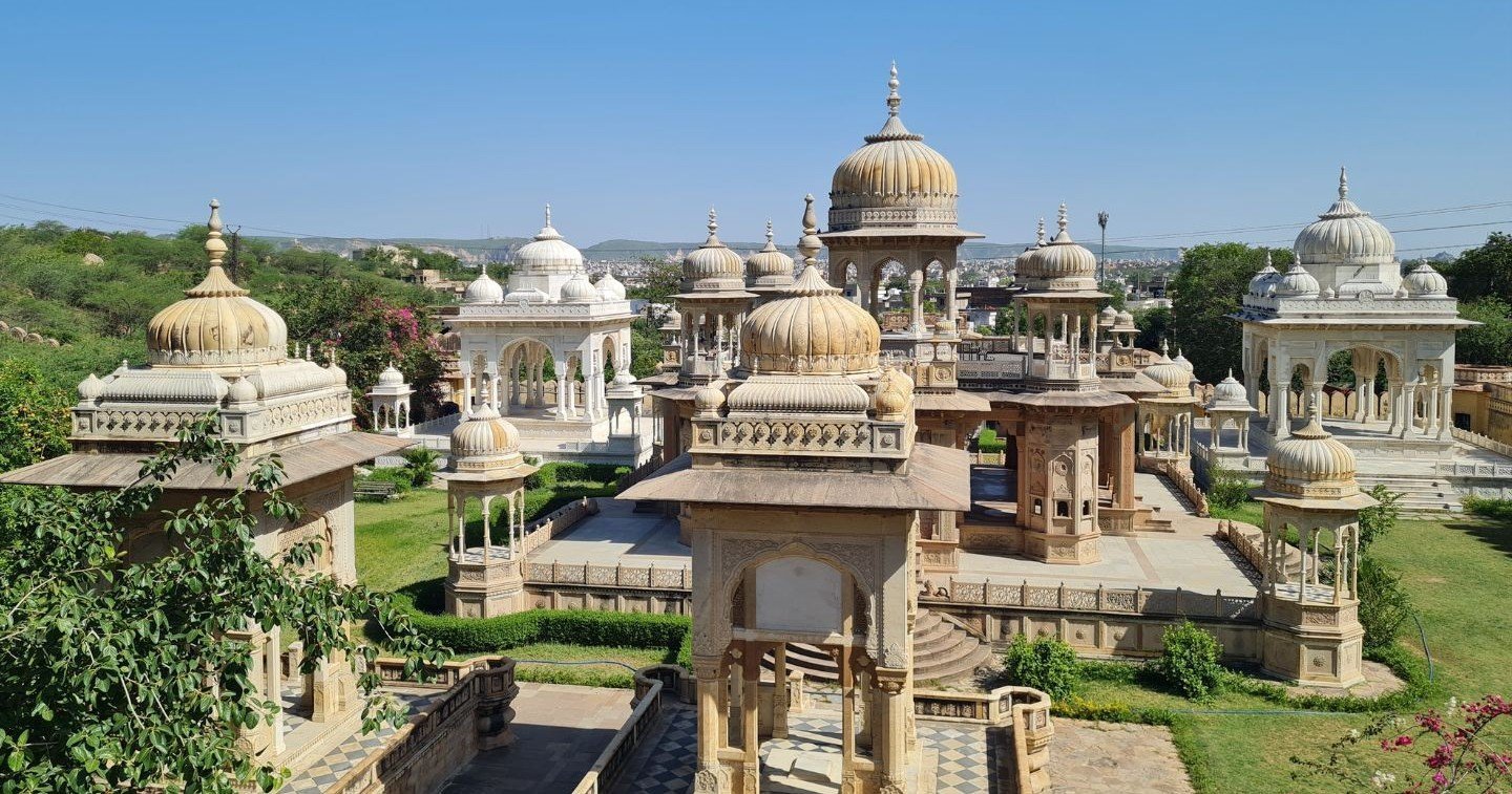 Gates & Gardens of Jaipur - Patrika Gate, Walled City Gates & Royal Gardens